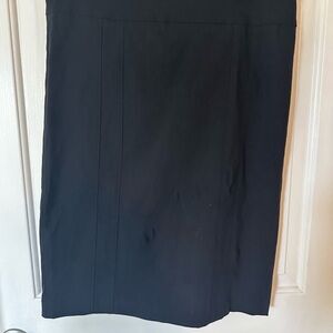 Black Renuar pencil skirt. Size 8. Brand new.
